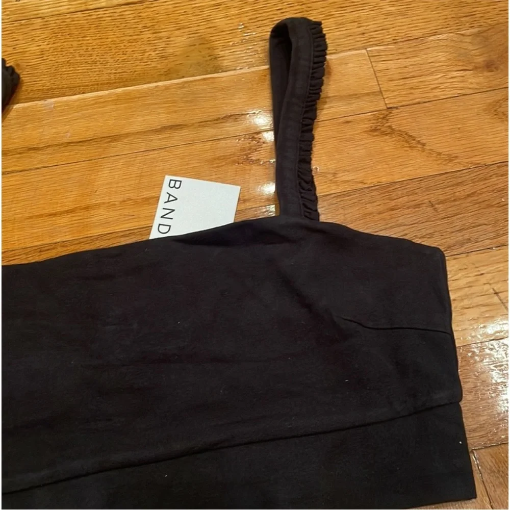 Bandier & Sincerely Jules✨. The Rue Ruffle Bra in Black - Picture 6 of 8